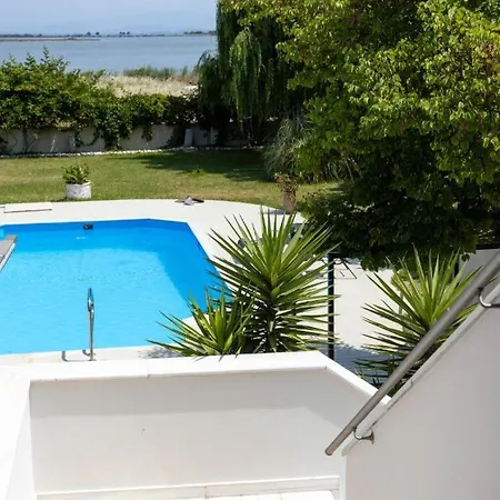 Villa Gyra - Seaview Fivos With Private Pool