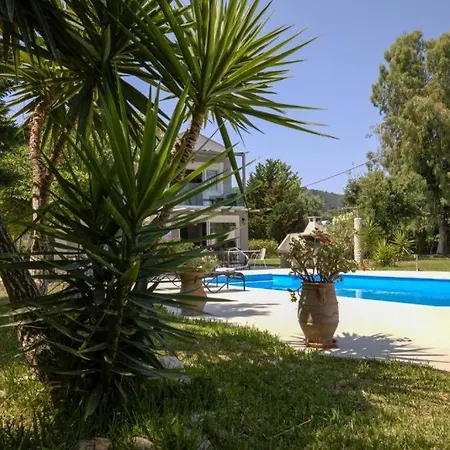 Villa Gyra - Seaview Fivos With Private Pool Lefkada City